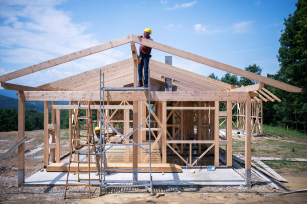 Best Emergency Roof Repair  in Moline, IL